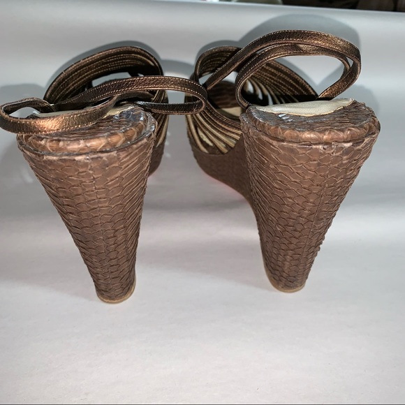 CHRISTIAN LOUBOUTIN size 37 python platform wedge heel SANDALS - Picture 6 of 7